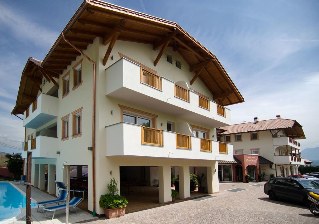 Garni Hotel Peterlinhof Caldaro Exteriér fotografie