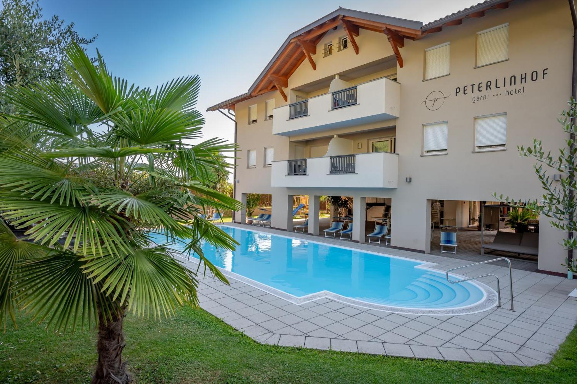 Garni Hotel Peterlinhof Caldaro Exteriér fotografie