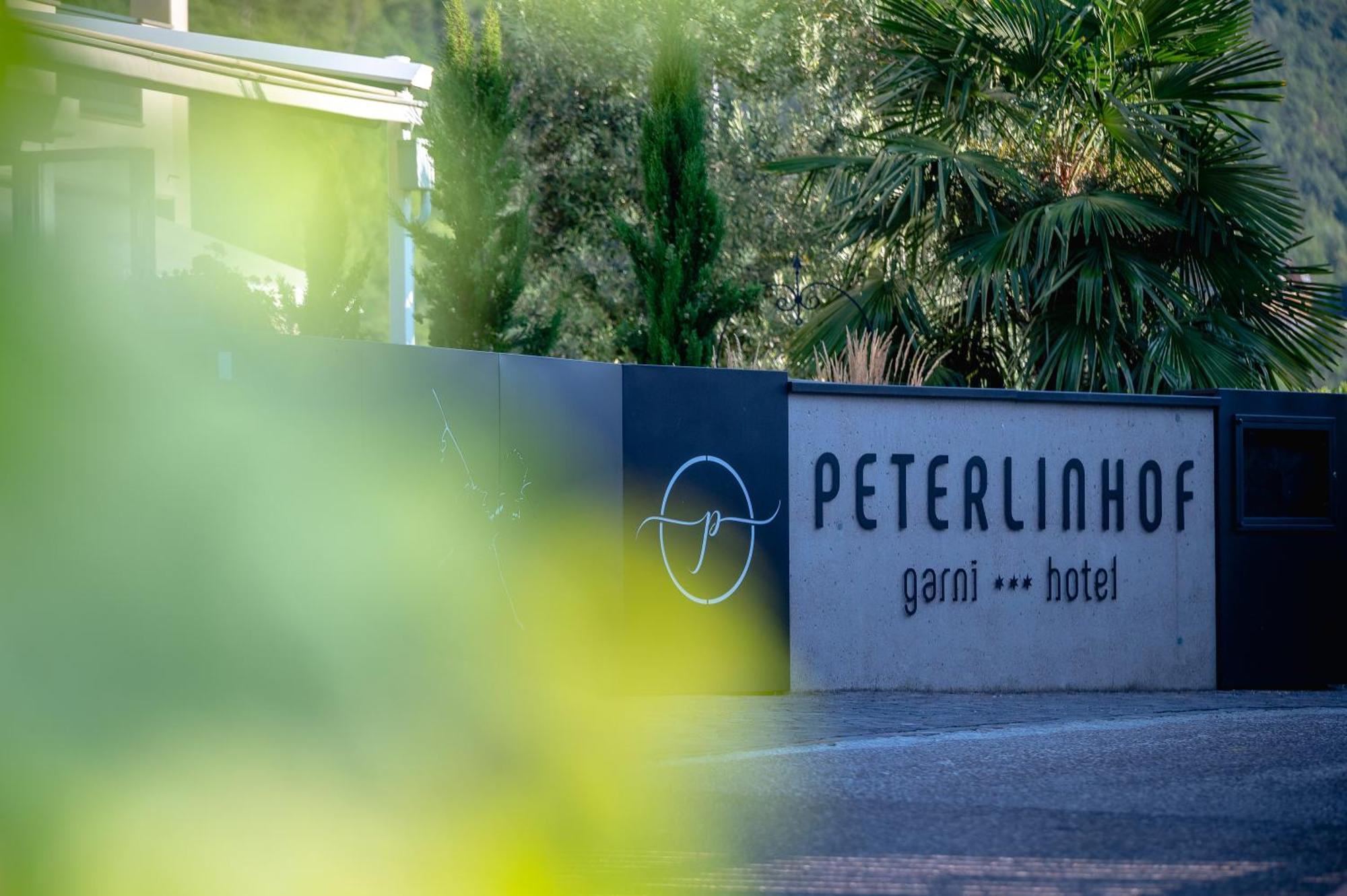 Garni Hotel Peterlinhof Caldaro Exteriér fotografie